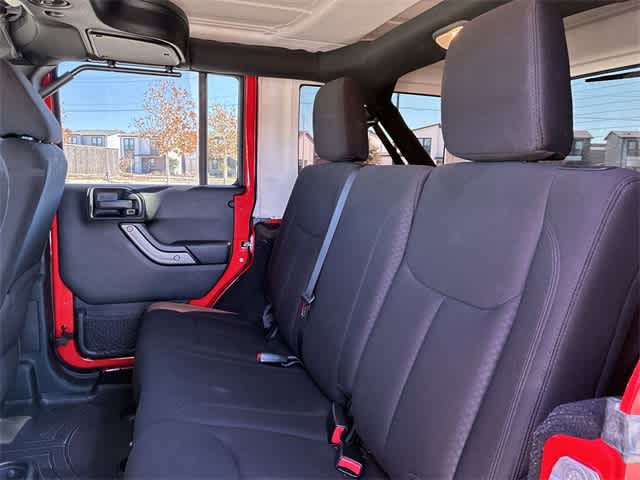 Thumbnail: 2015 Jeep Wrangler - 21