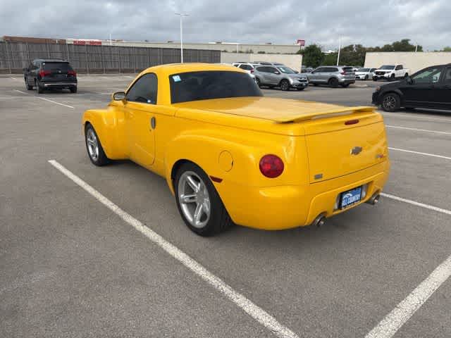 Thumbnail: 2003 Chevrolet SSR - 3