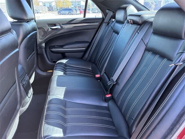 Thumbnail: 2023 Chrysler 300 - 21