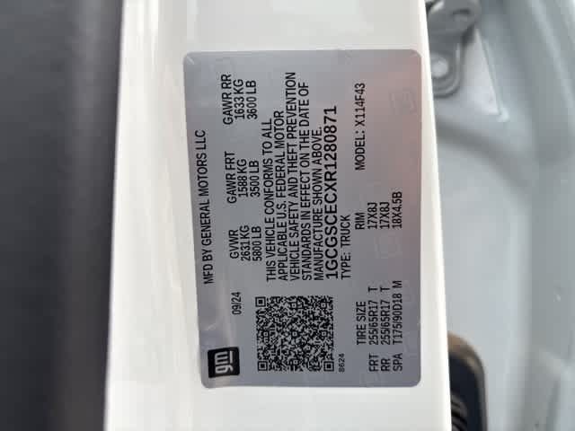 Thumbnail: 2024 Chevrolet Colorado - 21