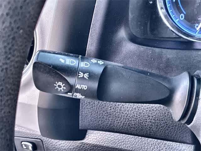 Thumbnail: 2017 Toyota Corolla - 27