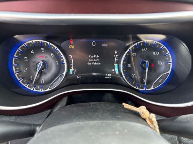 Thumbnail: 2020 Chrysler Pacifica - 15