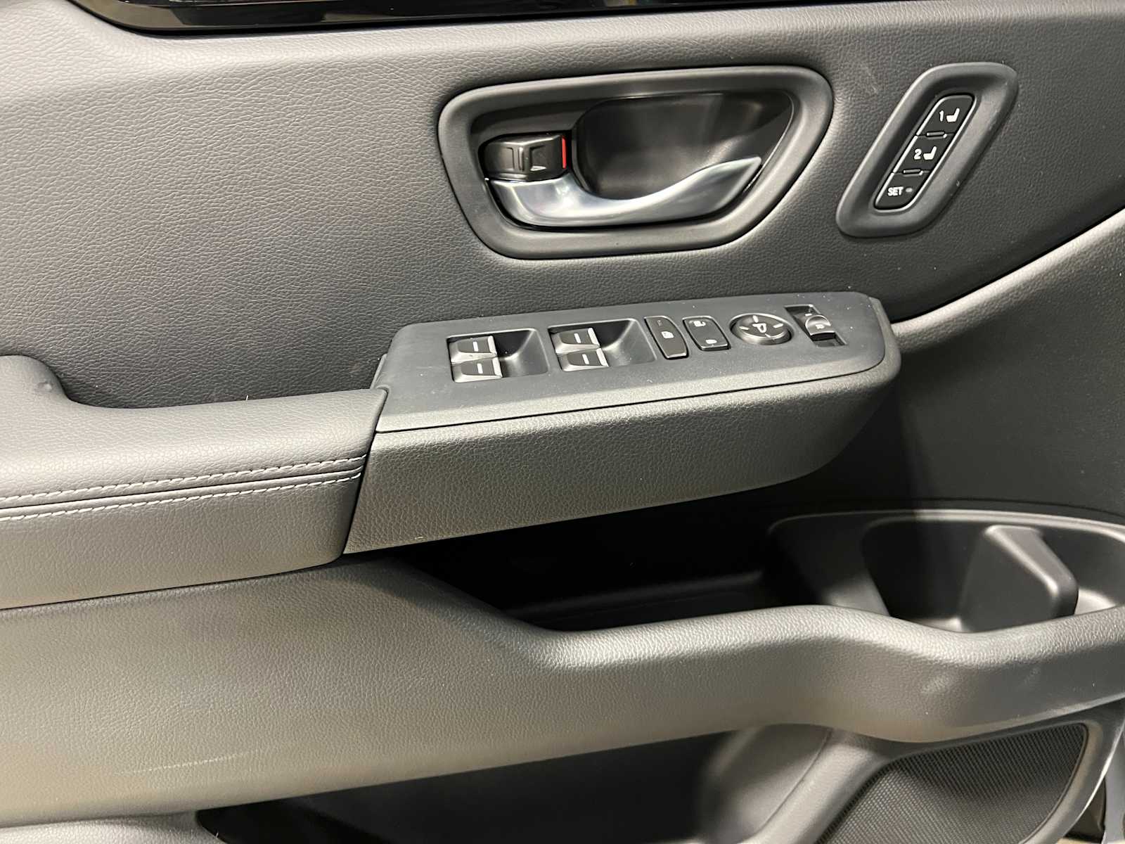 Thumbnail: 2025 Honda Pilot - 16