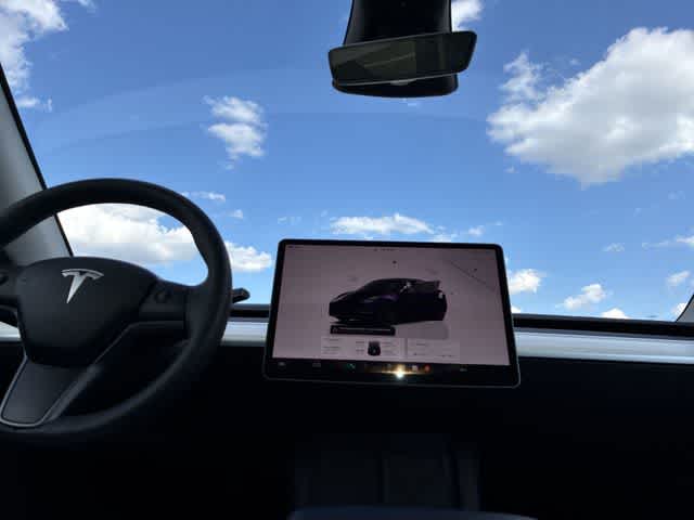 Thumbnail: 2023 Tesla Model Y - 30