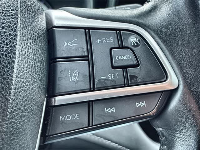 Thumbnail: 2023 Toyota Highlander - 27