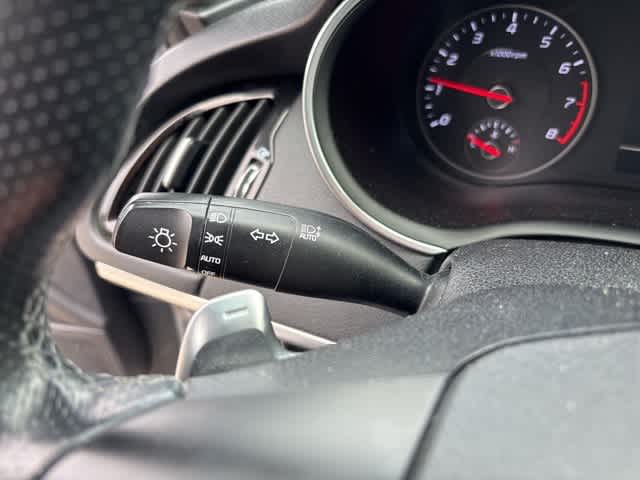 Thumbnail: 2022 Kia Stinger - 15