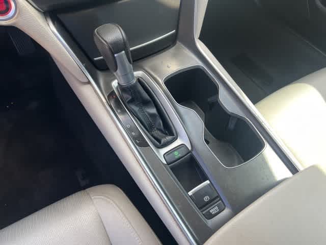 2020 Honda Accord LX 15