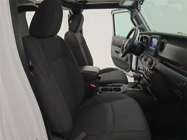 Thumbnail: 2023 Jeep Gladiator - 22