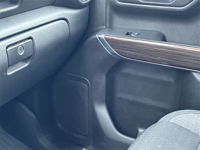 Thumbnail: 2021 Chevrolet Silverado 1500 - 31