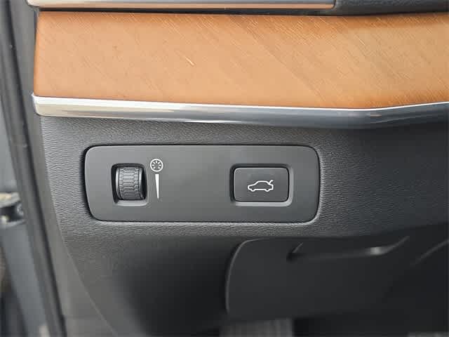 Thumbnail: 2019 Volvo XC90 - 41