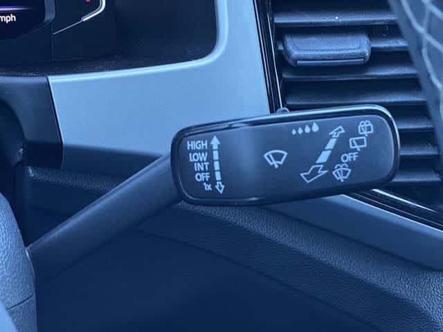 Thumbnail: 2023 Volkswagen Atlas - 26