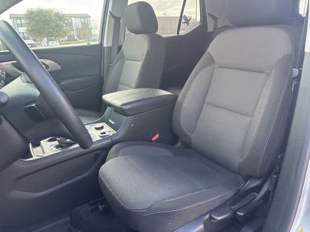 Thumbnail: 2018 Chevrolet Traverse - 22