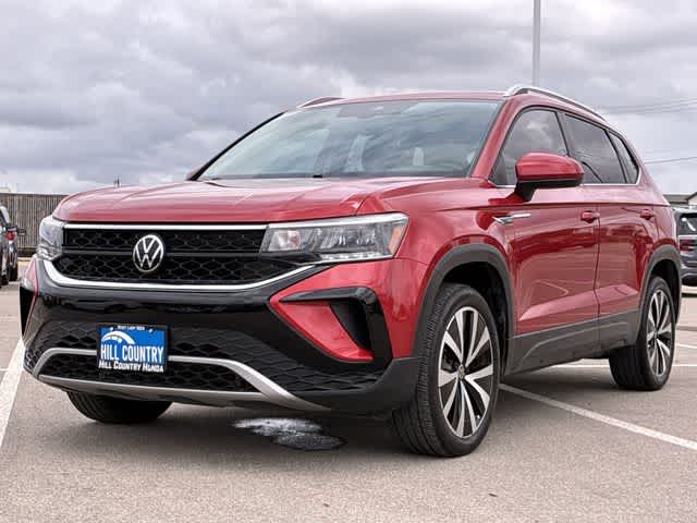 Thumbnail: 2022 Volkswagen Taos - 11