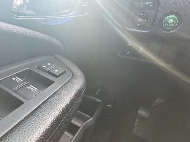 Thumbnail: 2019 Honda Pilot - 13