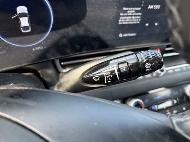 Thumbnail: 2023 Hyundai Elantra - 16