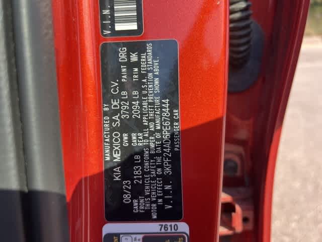 Thumbnail: 2023 Kia Forte - 23
