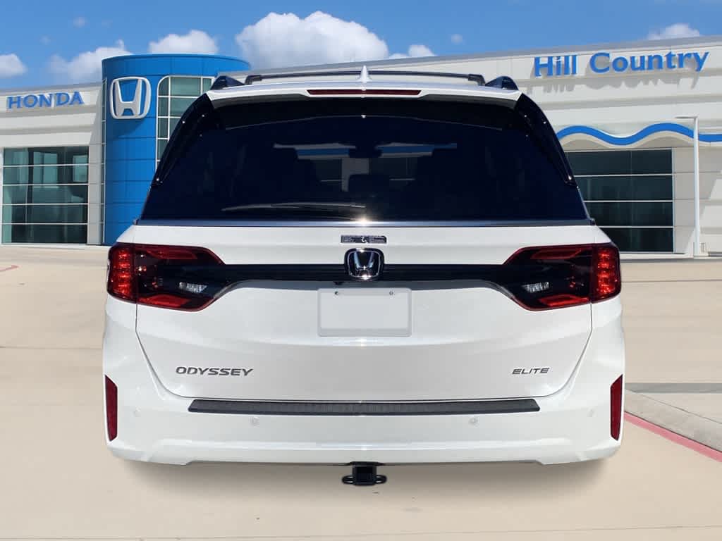 2026 Honda Odyssey Elite photo 3