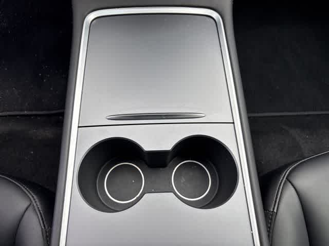 Thumbnail: 2022 Tesla Model 3 - 19