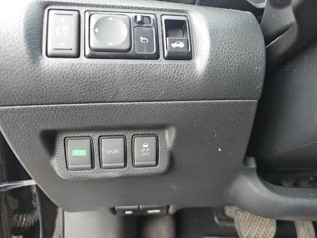 Thumbnail: 2017 Nissan Sentra - 11