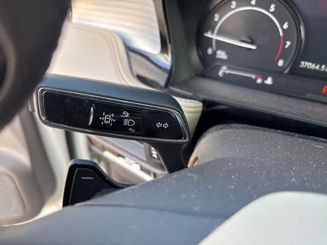 Thumbnail: 2021 Lincoln Corsair - 16