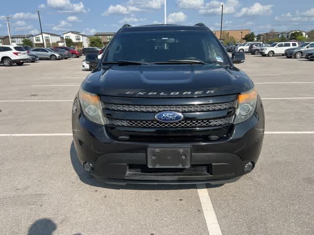 Thumbnail: 2015 Ford Explorer - 8