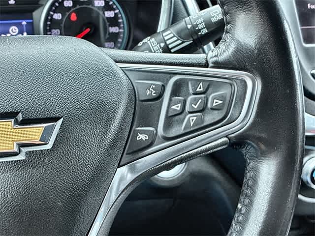 Thumbnail: 2021 Chevrolet Equinox - 25