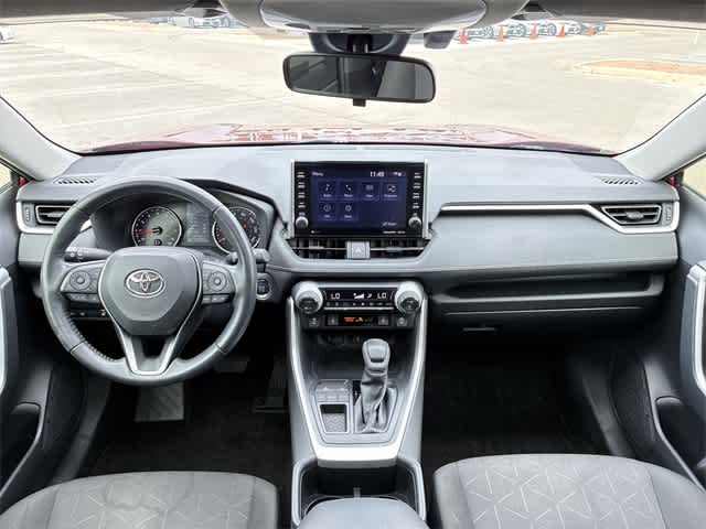 Thumbnail: 2022 Toyota RAV4 - 16