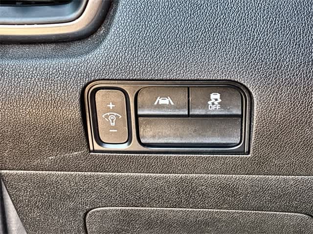 Thumbnail: 2023 Kia Sorento - 39