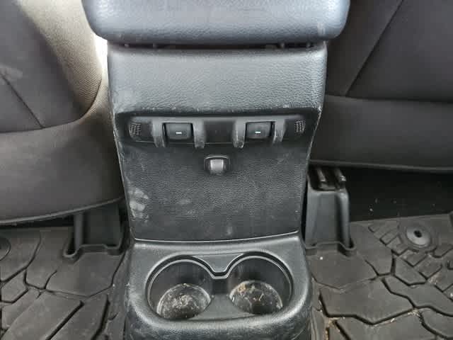 Thumbnail: 2018 Jeep Wrangler - 19