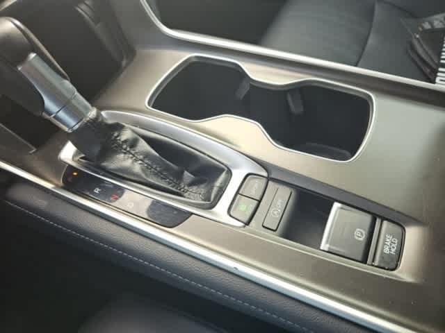 Thumbnail: 2022 Honda Accord - 16