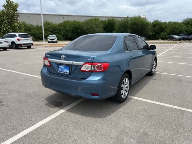 Thumbnail: 2013 Toyota Corolla - 5