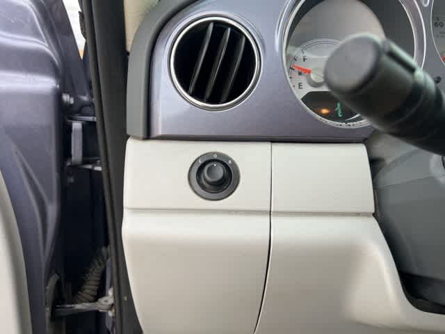 Thumbnail: 2007 Chrysler PT Cruiser - 9