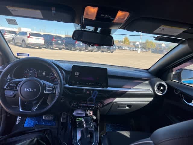 Thumbnail: 2023 Kia Forte - 11