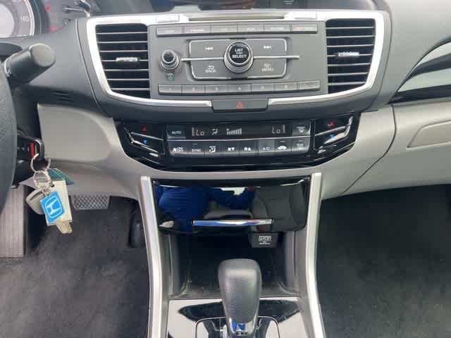 2017 Honda Accord LX 16