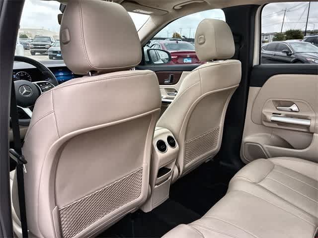 Thumbnail: 2023 Mercedes-Benz GLA - 19