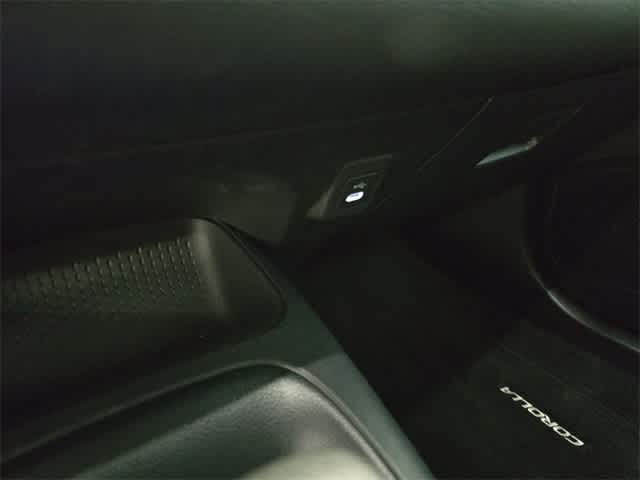 Thumbnail: 2023 Toyota Corolla - 32