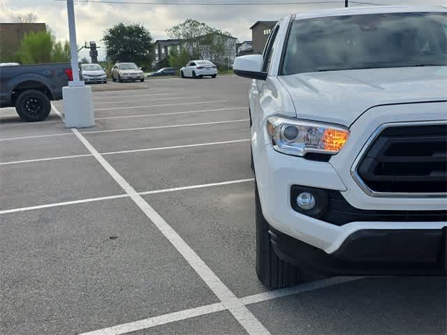 Thumbnail: 2023 Toyota Tacoma - 10