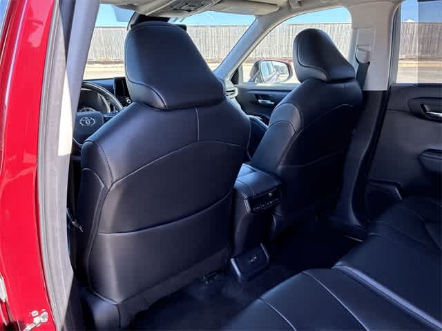 Thumbnail: 2023 Toyota Highlander - 19