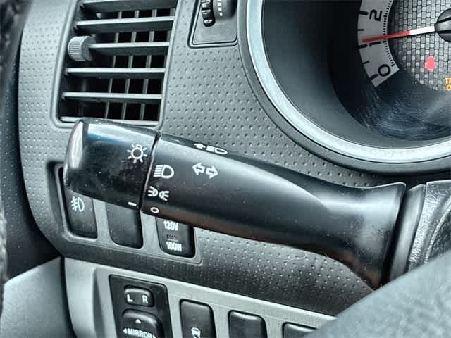 Thumbnail: 2012 Toyota Tacoma - 27