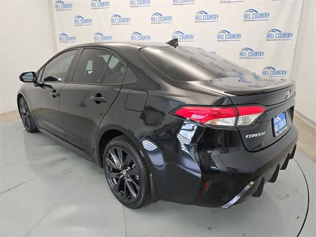 Thumbnail: 2023 Toyota Corolla - 4