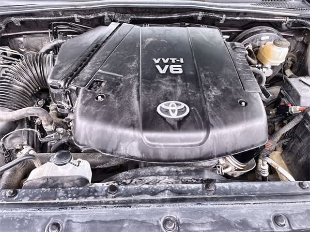 Thumbnail: 2012 Toyota Tacoma - 15