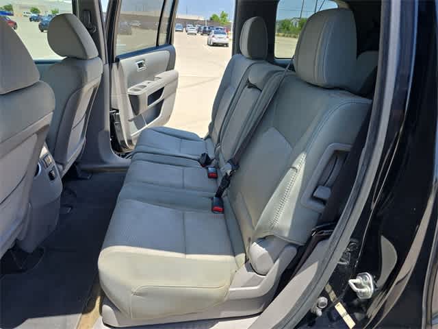 Thumbnail: 2015 Honda Pilot - 19
