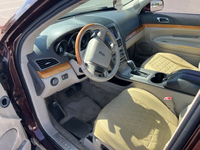 Thumbnail: 2012 Lincoln MKT - 9