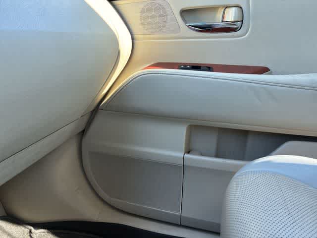 Thumbnail: 2012 Lexus RX - 33