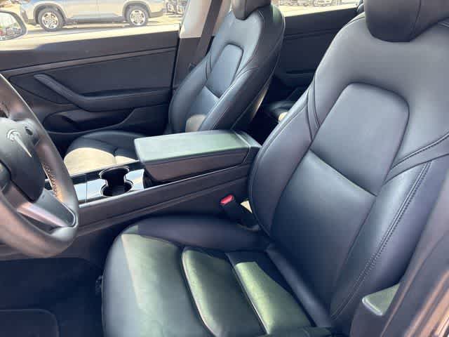 Thumbnail: 2020 Tesla Model 3 - 11