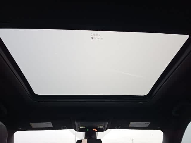 Thumbnail: 2021 Cadillac XT6 - 21