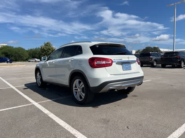 Thumbnail: 2017 Mercedes-Benz GLA - 3
