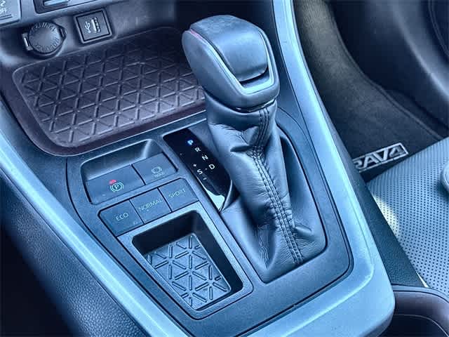 Thumbnail: 2024 Toyota RAV4 - 41