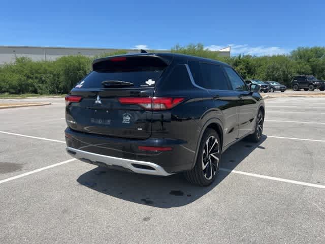 Thumbnail: 2022 Mitsubishi Outlander - 5