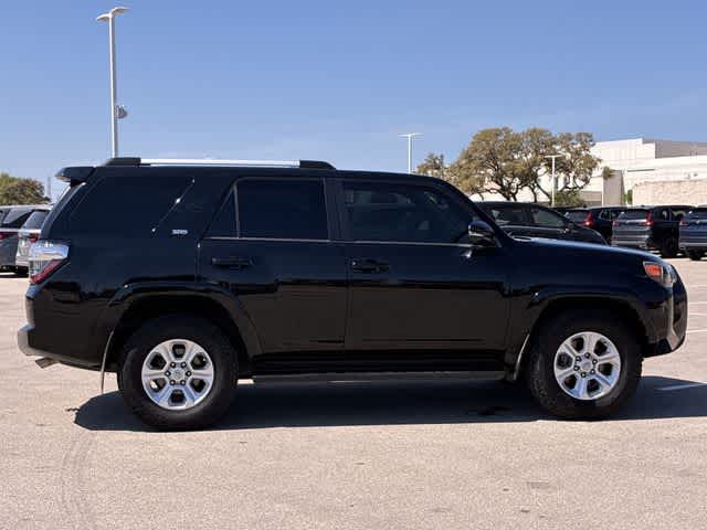 Thumbnail: 2021 Toyota 4Runner - 7